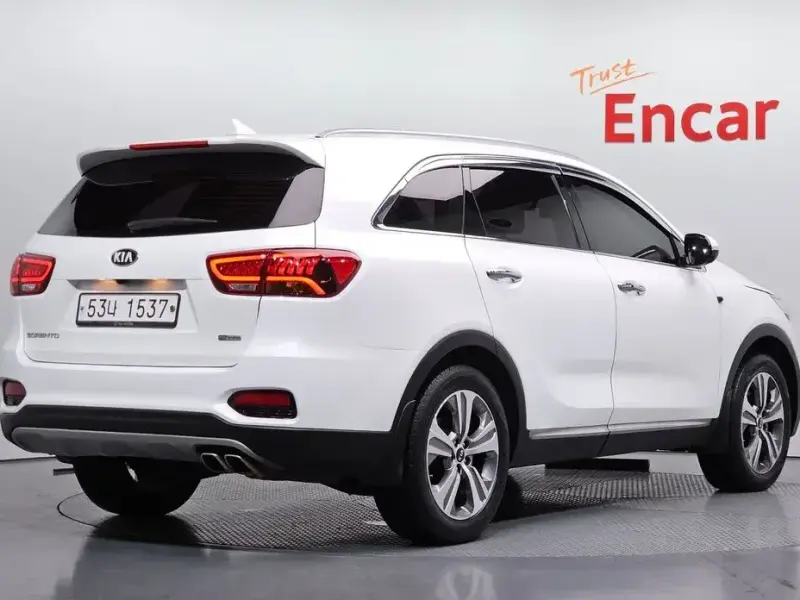 2017 Kia Sorento с пробегом 98 790 км