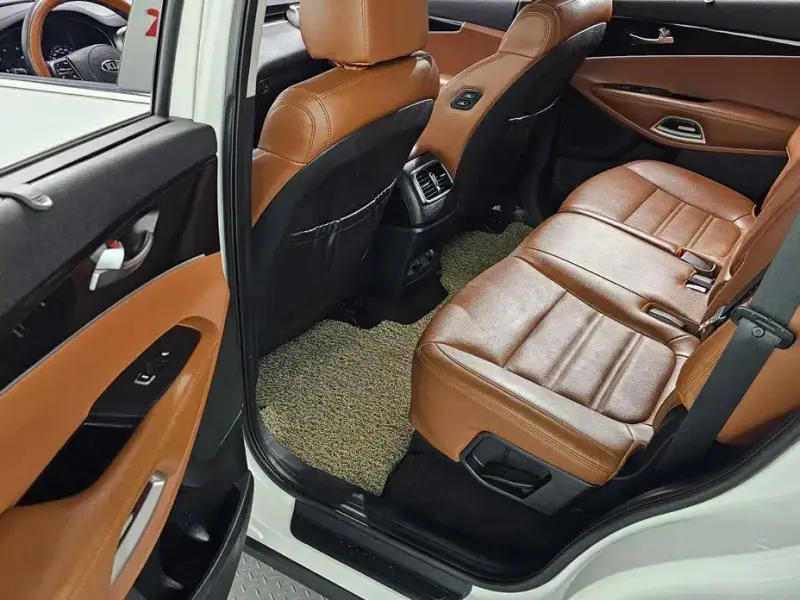2017 Kia Sorento с пробегом 98 790 км