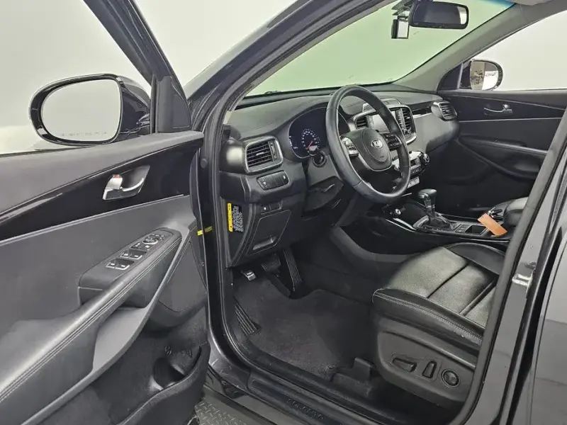 2017 Kia Sorento с пробегом 79 231 км