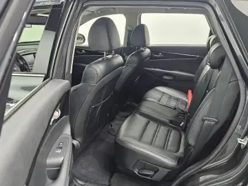 2017 Kia Sorento с пробегом 79 231 км