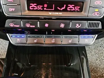2018 Kia Sorento с пробегом 90 771 км