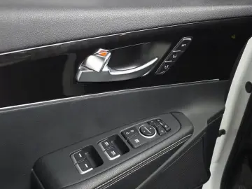 2018 Kia Sorento с пробегом 143 567 км