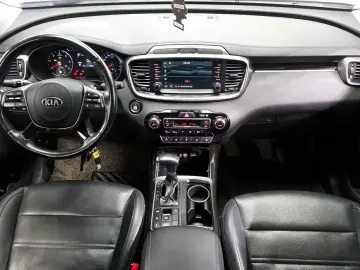 2017 Kia Sorento с пробегом 80 908 км