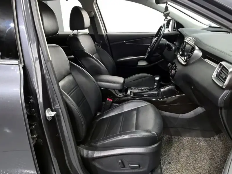 2017 Kia Sorento с пробегом 80 908 км