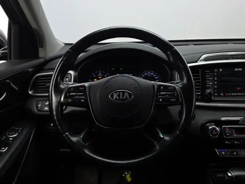 2017 Kia Sorento с пробегом 80 908 км