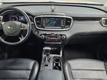 2018 Kia Sorento с пробегом 52 163 км