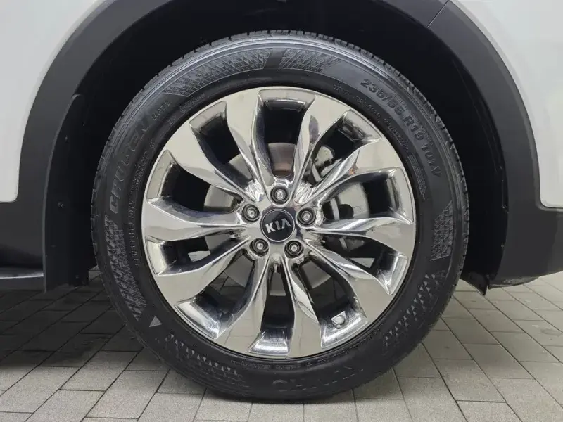 2017 Kia Sorento с пробегом 51 670 км