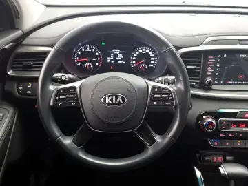 2019 Kia Sorento с пробегом 65 771 км