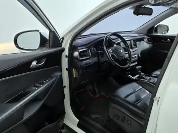 2017 Kia Sorento с пробегом 125 351 км