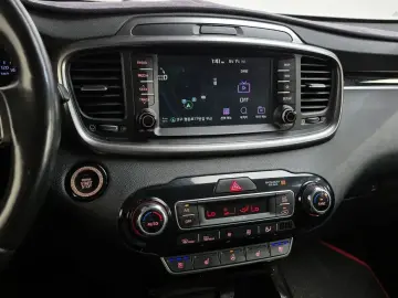 2017 Kia Sorento с пробегом 125 351 км