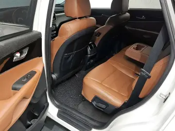 2017 Kia Sorento с пробегом 122 049 км