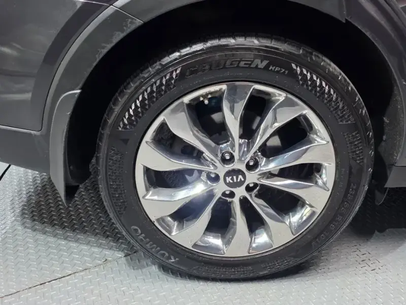 2017 Kia Sorento с пробегом 183 809 км