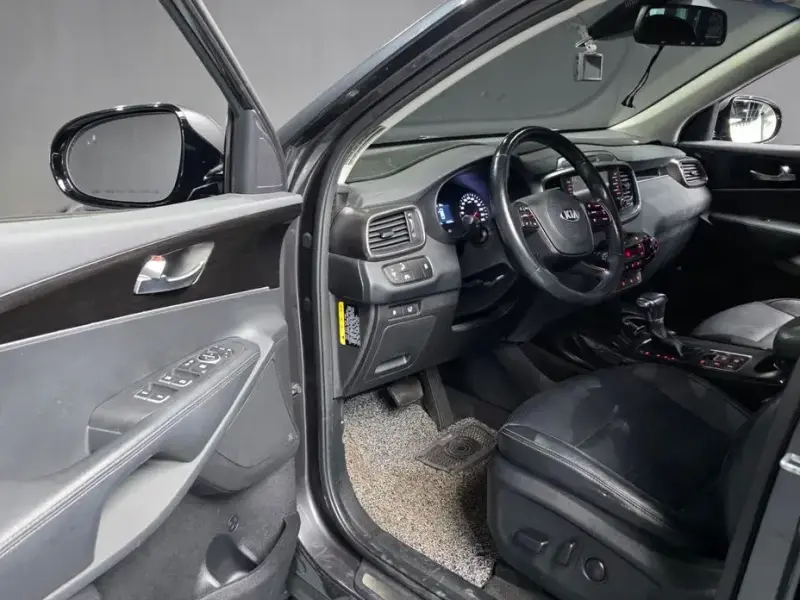 2017 Kia Sorento с пробегом 183 809 км