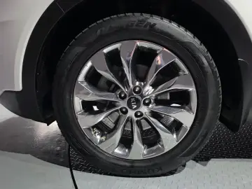2018 Kia Sorento с пробегом 120 966 км