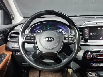 2017 Kia Sorento с пробегом 168 296 км