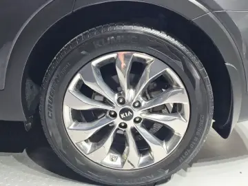 2017 Kia Sorento с пробегом 168 296 км