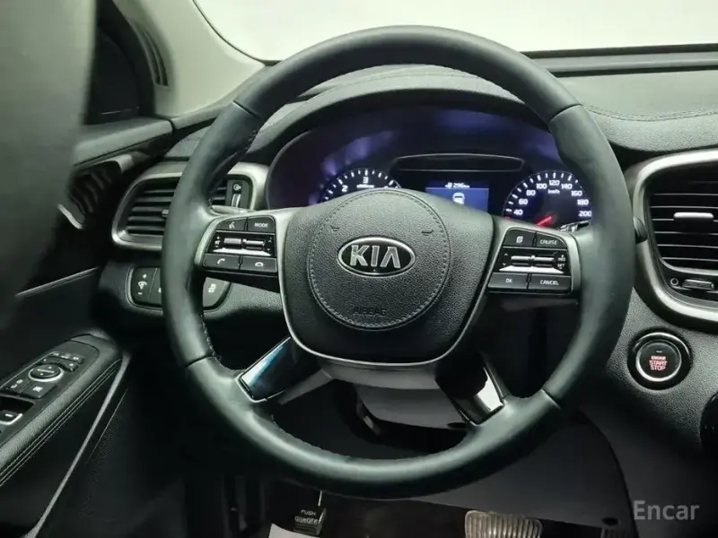 2017 Kia Sorento с пробегом 151 011 км