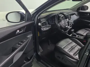 2017 Kia Sorento с пробегом 68 611 км