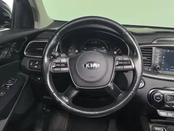 2017 Kia Sorento с пробегом 68 611 км