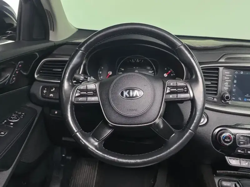 2017 Kia Sorento с пробегом 68 611 км