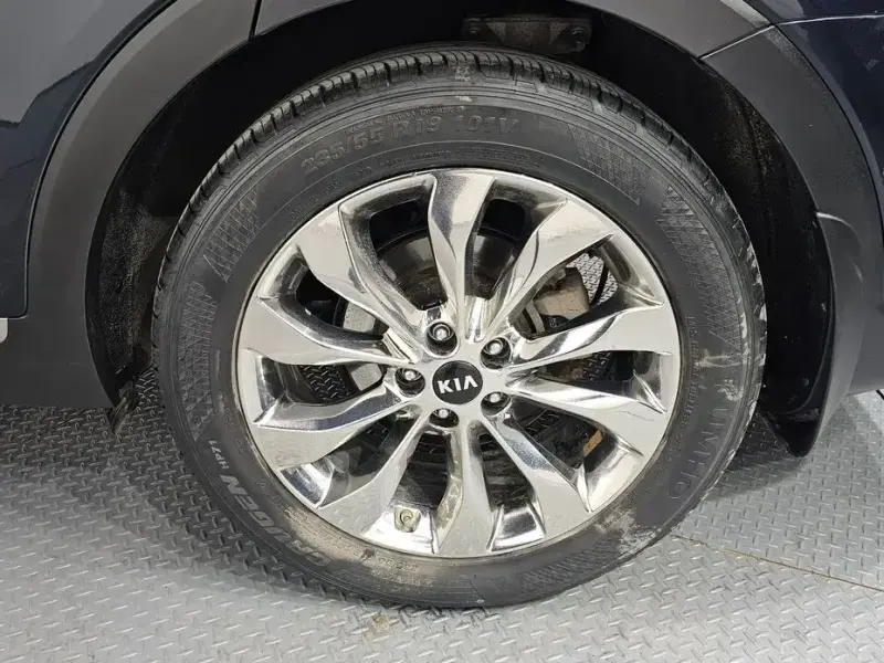 2017 Kia Sorento с пробегом 144 444 км