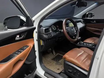 2019 Kia Sorento с пробегом 131 666 км