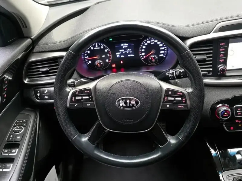 2019 Kia Sorento с пробегом 49 793 км