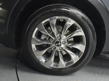 2018 Kia Sorento с пробегом 82 067 км