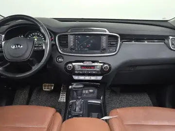 2018 Kia Sorento с пробегом 68 672 км