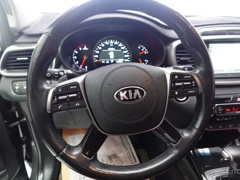 2017 Kia Sorento с пробегом 130 907 км