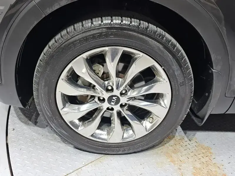 2017 Kia Sorento с пробегом 97 476 км
