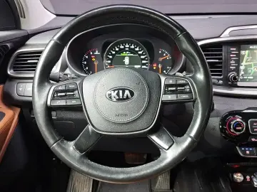 2017 Kia Sorento с пробегом 97 476 км