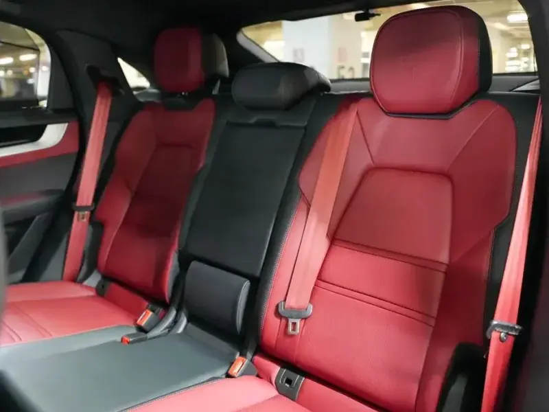 2026 Porsche Cayenne с пробегом 3 500 км