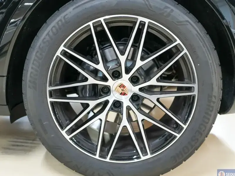 2026 Porsche Cayenne с пробегом 3 500 км