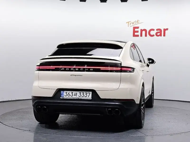 2024 Porsche Cayenne с пробегом 8 664 км
