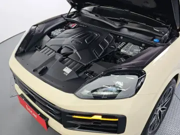 2024 Porsche Cayenne с пробегом 8 664 км
