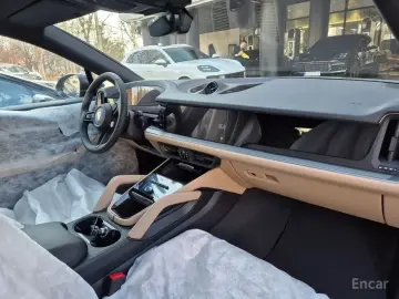 2025 Porsche Cayenne с пробегом 12 000 км