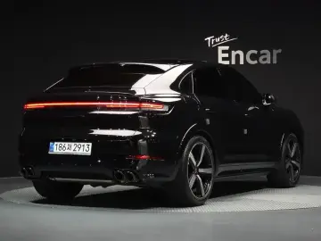 2025 Porsche Cayenne с пробегом 4 531 км