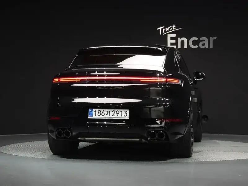 2025 Porsche Cayenne с пробегом 4 531 км