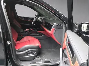 2025 Porsche Cayenne с пробегом 4 531 км