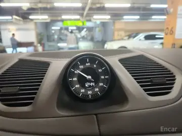 2025 Porsche Cayenne с пробегом 2 000 км