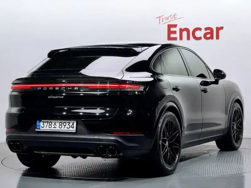 2024 Porsche Cayenne с пробегом 9 083 км