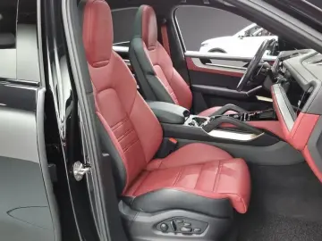 2024 Porsche Cayenne с пробегом 9 083 км