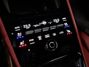 2024 Porsche Cayenne с пробегом 9 083 км