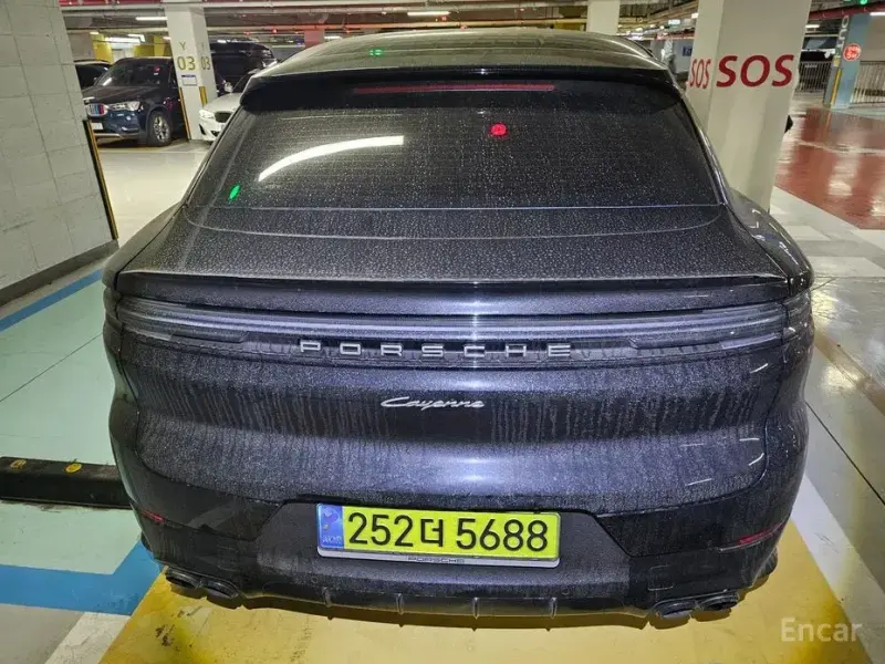 2024 Porsche Cayenne с пробегом 15 500 км