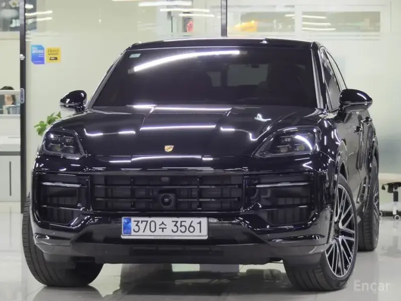2025 Porsche Cayenne с пробегом 8 200 км