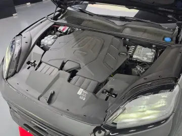 2025 Porsche Cayenne с пробегом 12 505 км