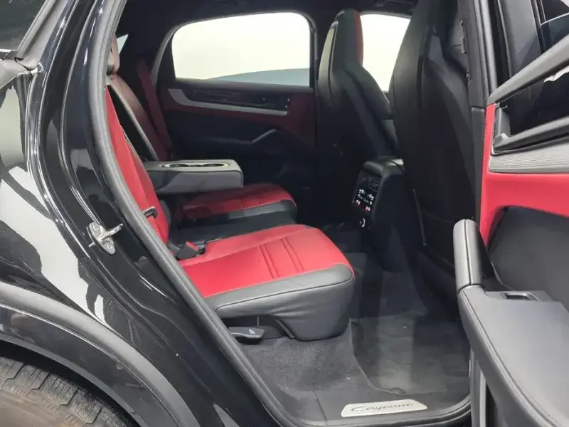 2025 Porsche Cayenne с пробегом 12 505 км