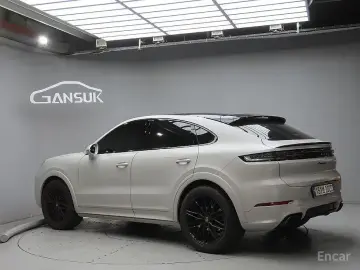 2024 Porsche Cayenne с пробегом 15 410 км