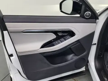 2023 Land Rover Range Rover Evoque с пробегом 51 500 км